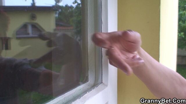 Секс видео №79707 - sexovidos.com