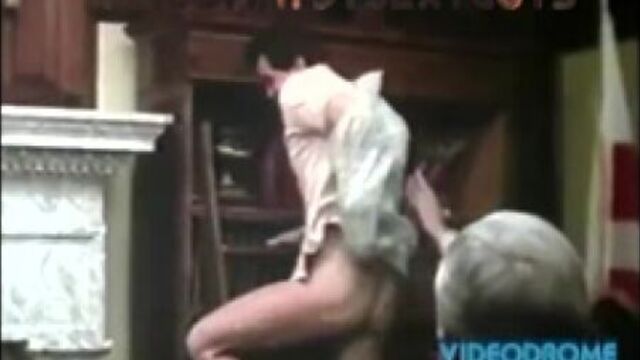 Секс видео №428277 - sexovidos.com