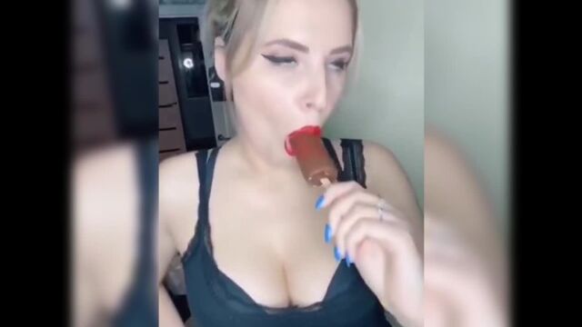 Секс видео №4202 - sexovidos.com